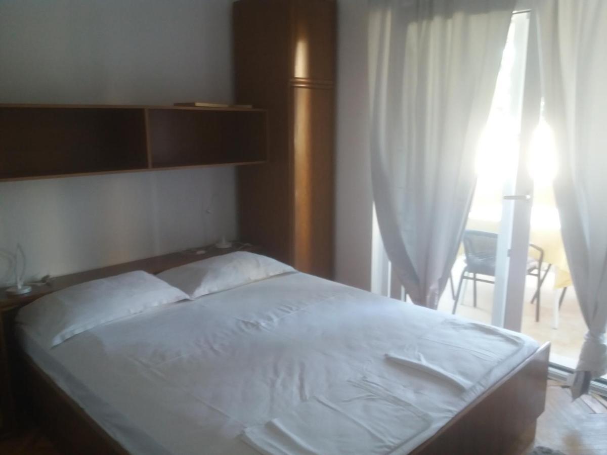 Apartments By The Sea Podgora, Makarska - 2615 외부 사진