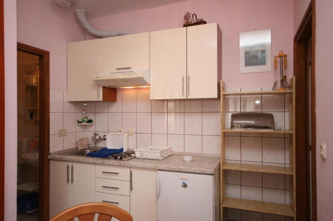 Apartments By The Sea Podgora, Makarska - 2615 외부 사진