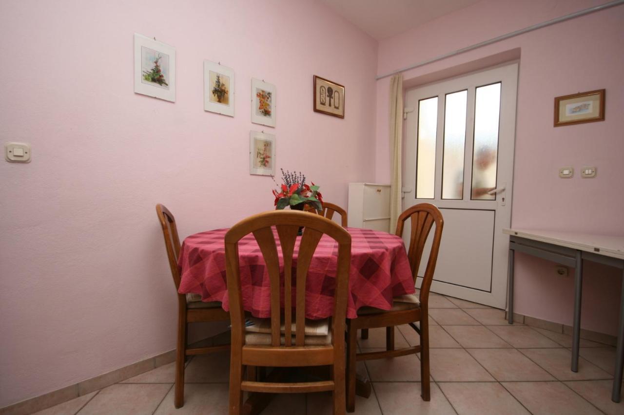 Apartments By The Sea Podgora, Makarska - 2615 외부 사진