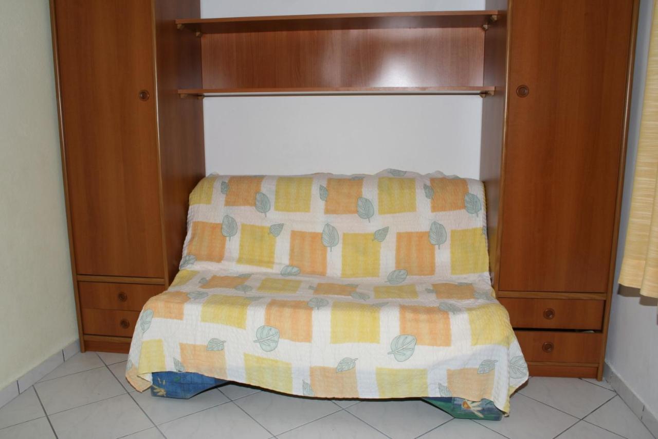 Apartments By The Sea Podgora, Makarska - 2615 외부 사진