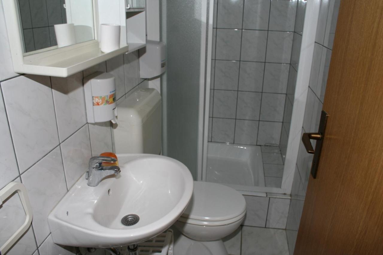 Apartments By The Sea Podgora, Makarska - 2615 외부 사진