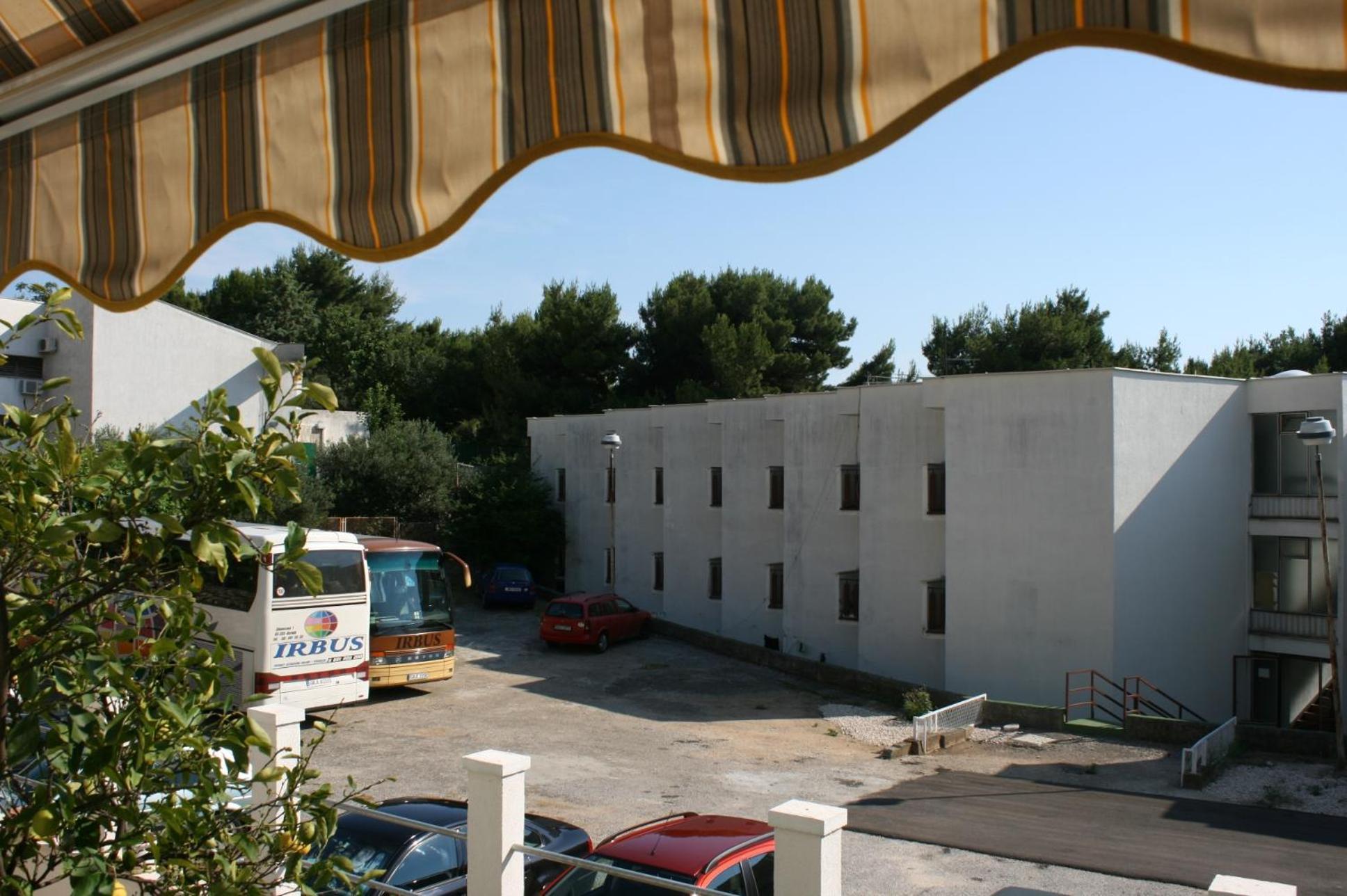 Apartments By The Sea Podgora, Makarska - 2615 외부 사진