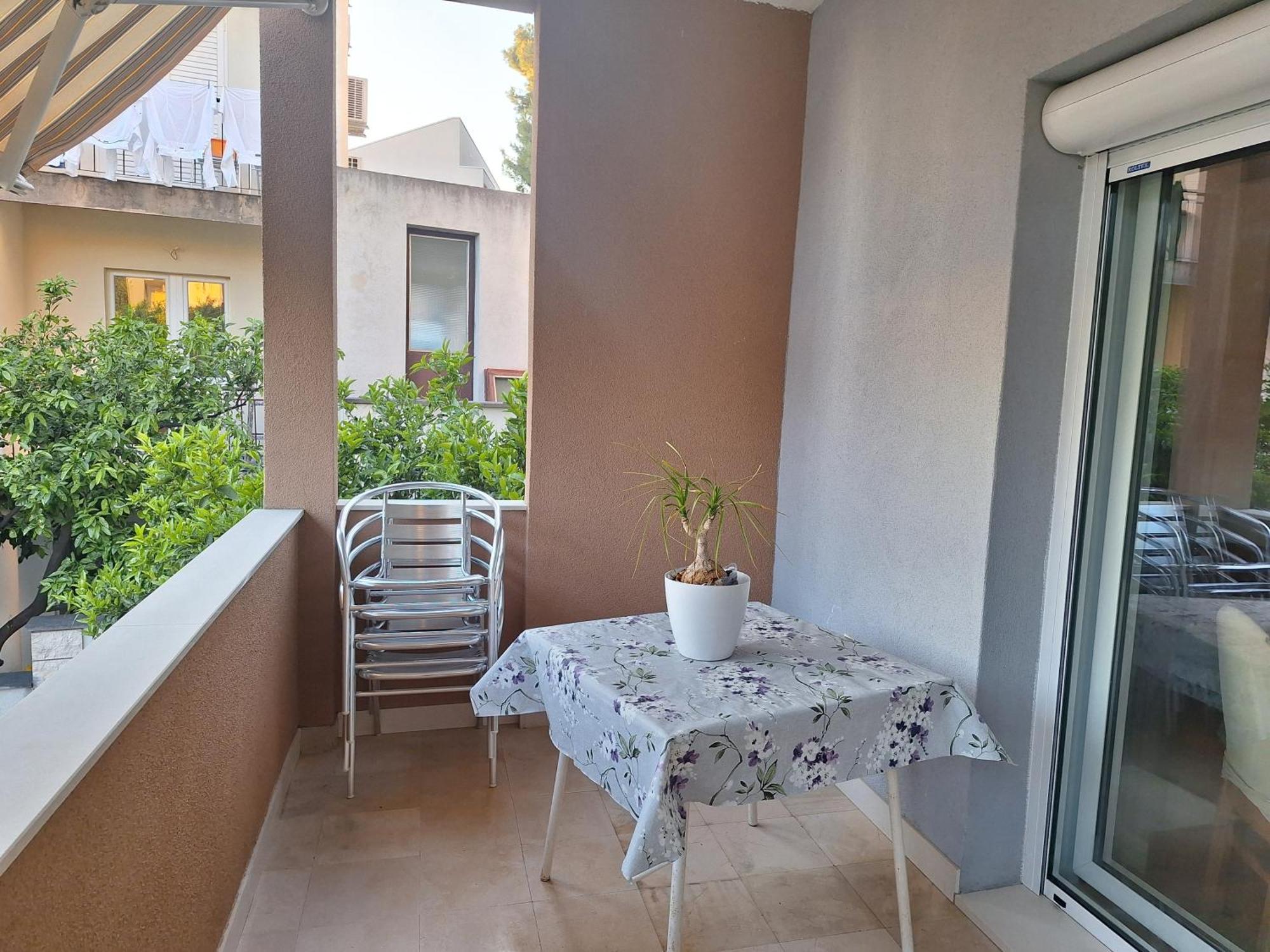 Apartments By The Sea Podgora, Makarska - 2615 외부 사진