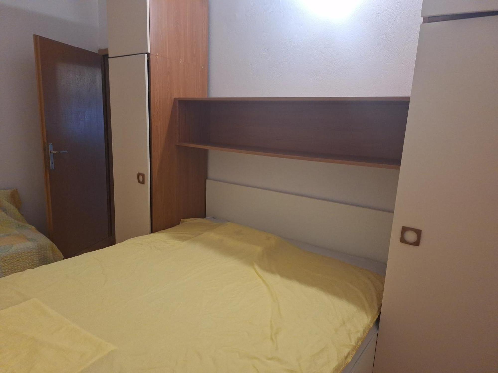 Apartments By The Sea Podgora, Makarska - 2615 외부 사진